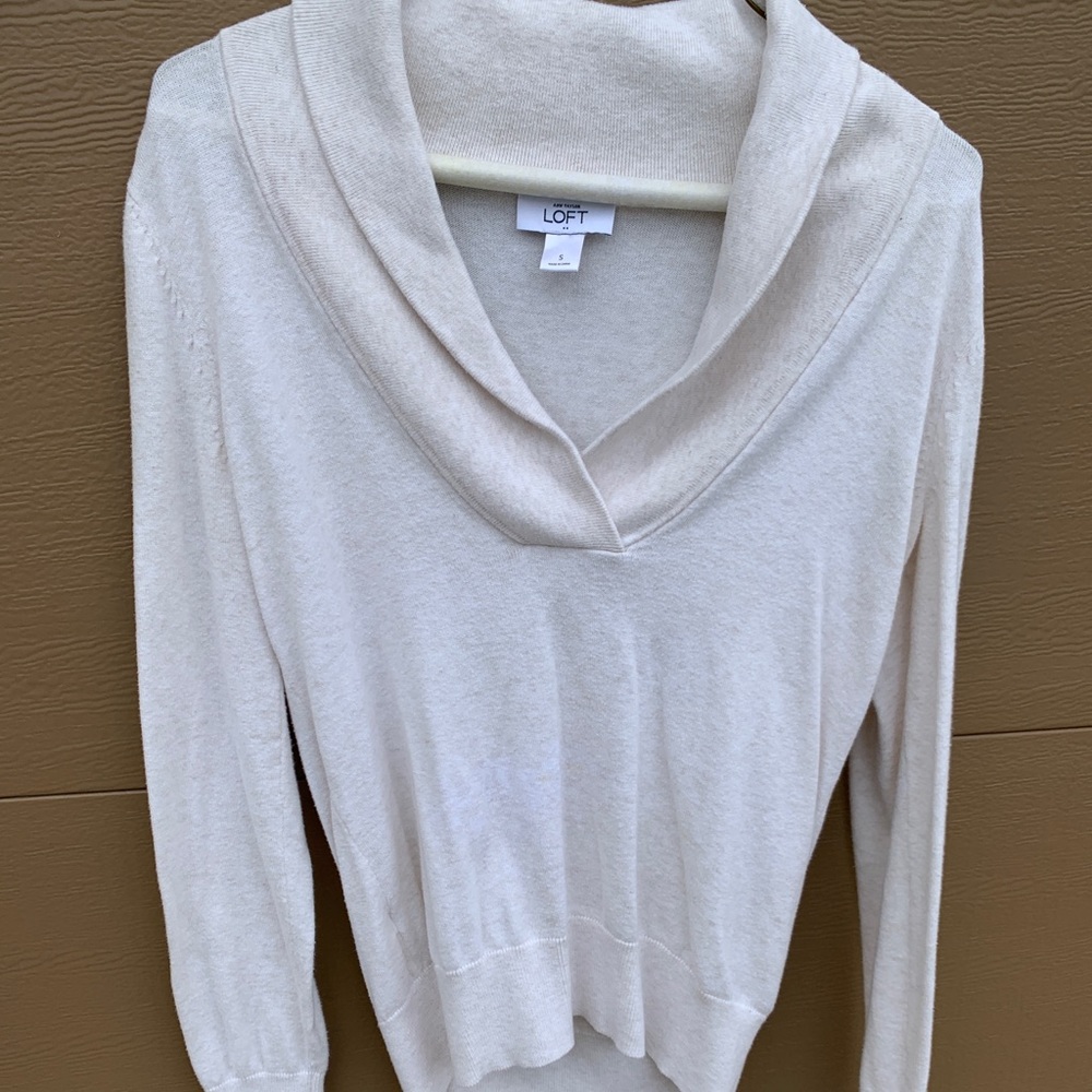Loft Size S Sweater- GUC